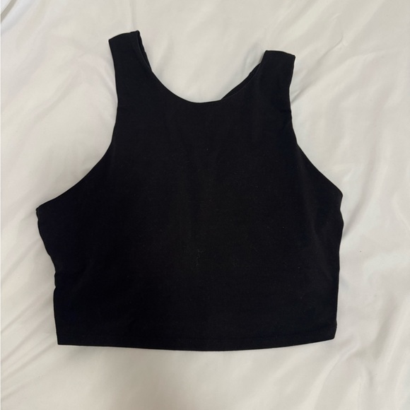 Two athletic tank tops, size medium, from Dicks Sporting Goods - Picture 3 of 4